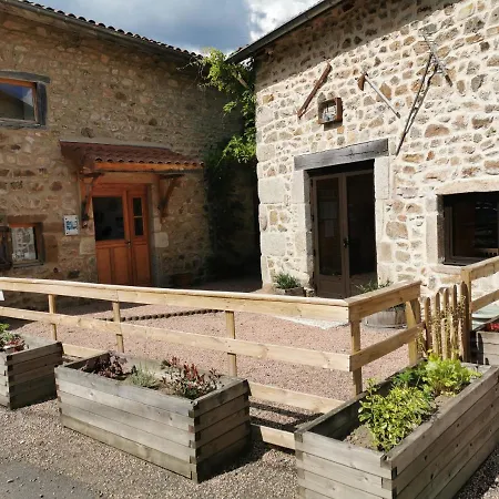 Le Moulin De La Fortie, Bed & Breakfast Viscomtat