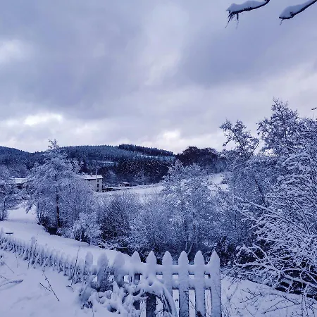 Le Moulin De La Fortie, Bed & Breakfast Viscomtat