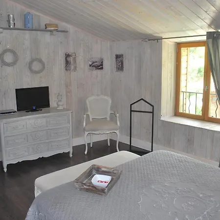 Bed & Breakfast Le Moulin De La Fortie 3*