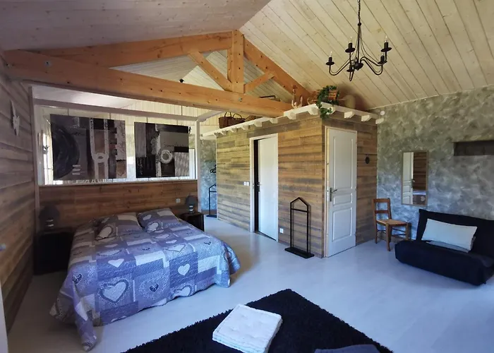 住宿加早餐酒店 Le Moulin De La Fortie,